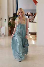 arriving-at-hotel-martinez-ahead-of-a-premiere-at-cannes-v0-sawrymolbc2f1.jpg