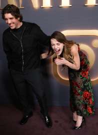02-kiernan-shipka.jpg
