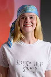 elle-fanning-at-sentimental-value-press-conference-at-78th-cannes-film-festival-05-22-2025-4.jpg