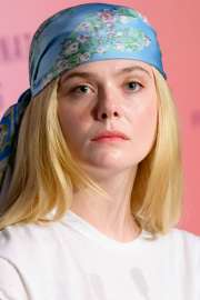 elle-fanning-at-sentimental-value-press-conference-at-78th-cannes-film-festival-05-22-2025-0.jpg