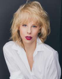 ChristinaToth.webp