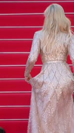 ELLE-FANNING.mp4