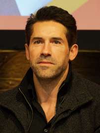 Stuttgart2023-ComicConGermany-ScottAdkins-by-RaBoe013(cropped).jpg