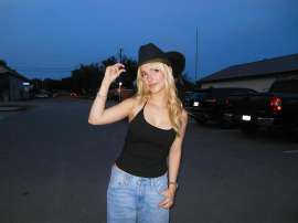 mckenna-n3pvb87cvq3f1.jpg