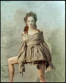 madeline-brewer-graces-contentmode-magazine-may-2025-6.jpg
