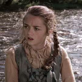 Maisie 08.jpg