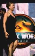 scarlett-johansson-jurassic-world-rebirth-ccxp-mexico-city-3.jpg