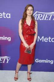 Annalise-Basso-01.jpg