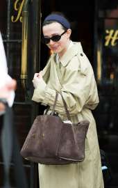 mikey-madison-new-york-city-street-style-06.07.2025-4.jpg