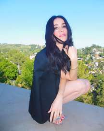Abigail-Spencer-01.jpg