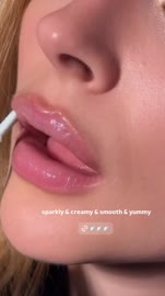 Chloe Moretz beaty lips.mp4