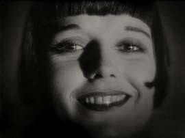 Pandoras.Box.1929.1080p.BluRay.x264.AAC-[YTS.MX].mp4snapshot02.01.40.849.jpg