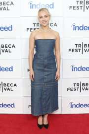 annasophia-robb-debuts-chic-denim-at-tribeca-premiere-0.jpg