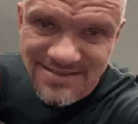 братишкаплюёт.gif