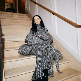 04-krysten-ritter.jpg