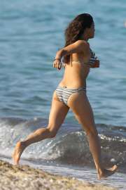 Michelle-Rodriguez-Feet-2871447.jpg