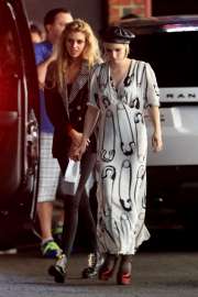 Emma-Roberts-with-Couple-Kristen-Stewart-and-Stella-Maxwell-out-in-Hollywood--06.jpg