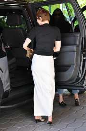 Emma-Stone-Feet-8730979.jpg