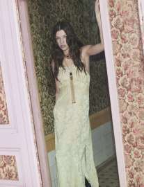 ever-anderson-channels-effortless-chic-for-chloe-fall-2025-1.jpg