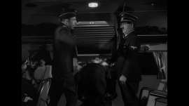 To Be or Not to Be.1942.CC.BDRemux1080p. rutracker.mkvsnapshot01.36.11[2025-06-2819.59.34].jpg