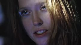 джениффер коннели.webm