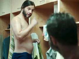 thumb3loganmarshallgreen4e8a4e.jpg