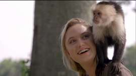 Flying-Monkeys-Maika-Monroe.png