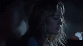maika-monroe.gif