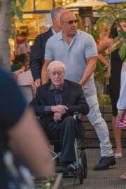 Michael-Caine-Vin-Diesel-1-071025-45098cce7c5245b785a9b83700779be3.webp