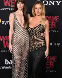 740full-sydney-sweeney (2).jpg