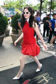 rachel-brosnahan-s-power-promo-nyc-s-new-superman-star-0.jpg
