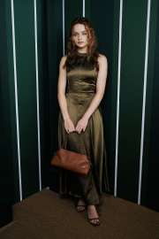 621400823joey-king-3.jpg