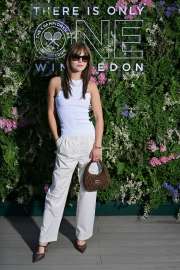 emilia-jones-at-men-s-singles-final-at-wimbledon-in-london-07-13-2025-3.jpg