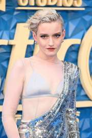 julia-garner-attends-fantastic-four-london-premiere-in-sequinned-thom-browne-7.jpg.444efd5211327507f30cae31210712c8.jpg
