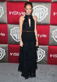 emma-stone-2009-golden-globes-style-5.jpg