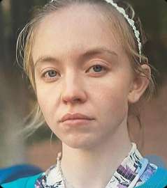 sydney-sweeney-with-little-to-no-makeup-shes-still-so-v0-8gi6x179v72d1-2890408607.jpg