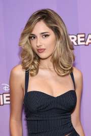 626702138julia2-11.jpg
