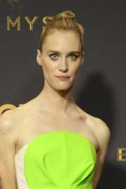 Mackenzie-Davis-Sexy-TheFappening.pro-1.jpg