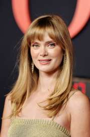 627642592sara-paxton-at-the-l-a-premiere-of-weapons-in-los-angeles-07312025-1.jpg