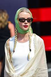anya-taylor-joy-hungarian-grand-prix-style-5.jpg