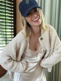 januaryjones-11-08-2025-0002.jpg