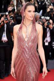 alessandra-ambrosio-at-76th-annual-cannes-film-festival-opening-ceremony-05-16-2023-9.jpg