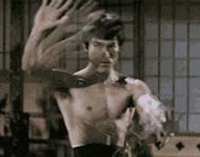 bruce-lee-karate.gif