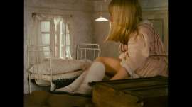 Neco.z.Alenky.1988.720p.BluRay.FLAC.x264.rus.cze.mkvsnapshot00.35.52[2025.08.1107.30.15].jpg