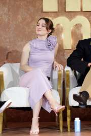 kaitlyn-dever-in-magda-butrym-at-the-hbo-max-emmy-nominee-v0-e71ej8nh7ojf1.jpg
