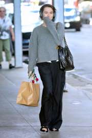 Zoey-Deutch-Feet-8197319.jpg
