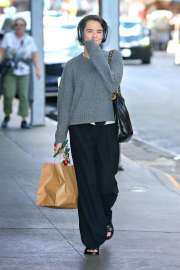 Zoey-Deutch-Feet-8197318.jpg