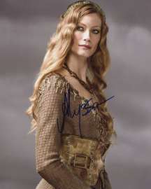alyssa-sutherland-autograph-signed-photographs-1174473438.webp