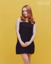 hbz090125wellicons-sadie-sink-010-wm-6883e948ba22a.png