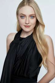photoshoot-for-clé-de-peau-beauté-2022-v0-bqm6gvriiikf1.jpg